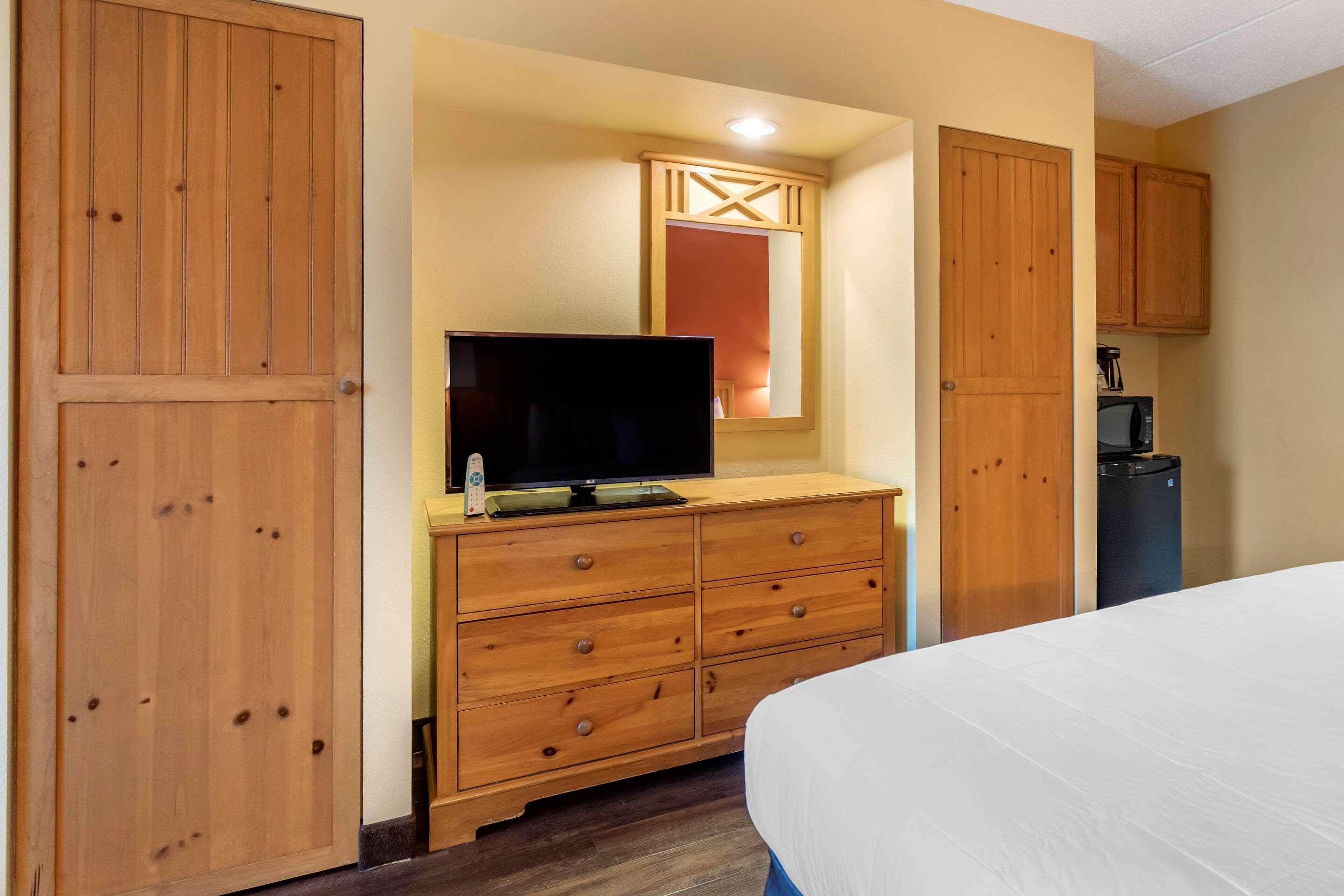 Econo Lodge Pigeon Forge Riverside Extérieur photo