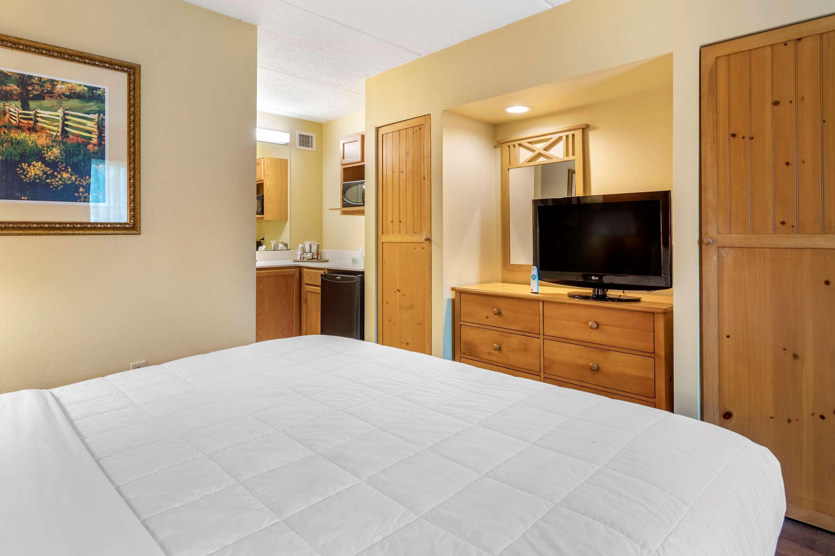 Econo Lodge Pigeon Forge Riverside Extérieur photo